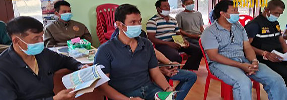 วันที่ 21-22 เมษายน 2564 เจ้าหน้าที่ส่วนจัดการป่าชุมชน สายปฏิบัติงานจังหวัดจันทบุรี ส่งเสริมสนับสนุน และให้คำแนะนำชุมชน จัดทำแผนจัดการป่าชุมชน จำนวน 2 ป่าชุมชน ได้แก่ ป่าชุมชนบ้านช่องกะพัด หมู่ที่ 2 ตำบลขุนช่อง อำเภอแก่งหางแมว จังหวัดจันทบุรี, ป่าชุมชนบ้านส้มป่อย หมู่ที่ 5 ตำบลแก่งหางแมว อำเภอแก่งหางแมว จังหวัดจันทบุรี