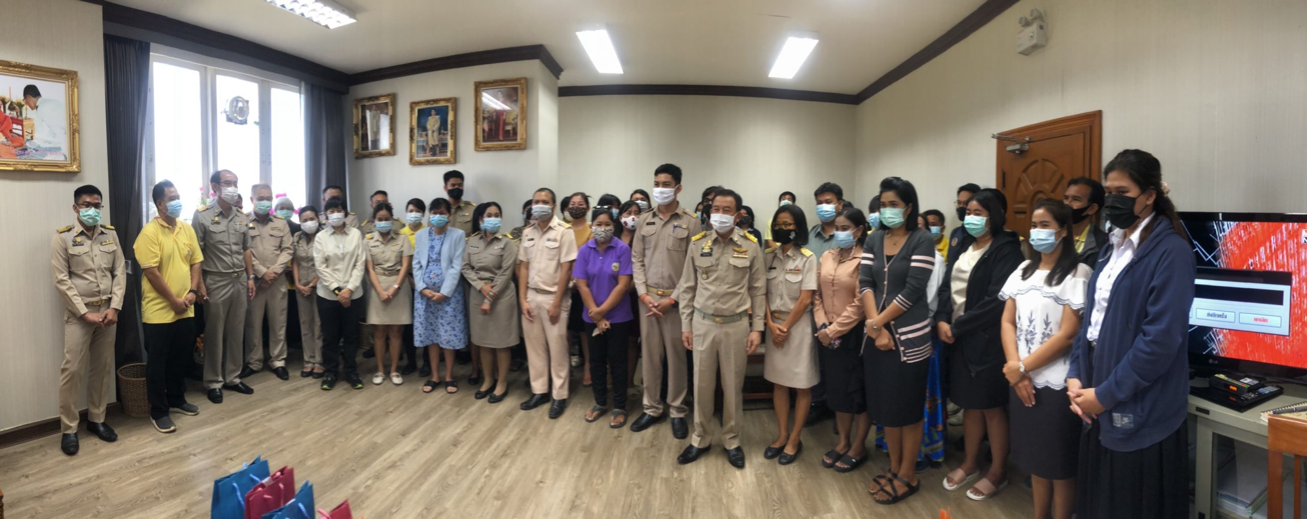 ร่วมอวยพรปีใหม่ผู้อำนวยการสำนักส่งเสริมการปลูกป่า