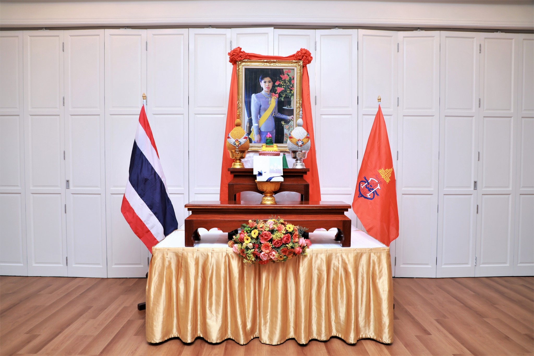 กรมป่าไม้ รับ ส.ค.ส. พระราชทาน