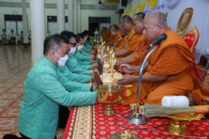 นายบรรณรักษ์ เสริมทอง รองอธิบดีกรมป่าไม้ เป็นประธานในพิธีสมโภชผ้าพระกฐินพระราชทานกรมป่าไม้ ประจำปี พ.ศ. 2565